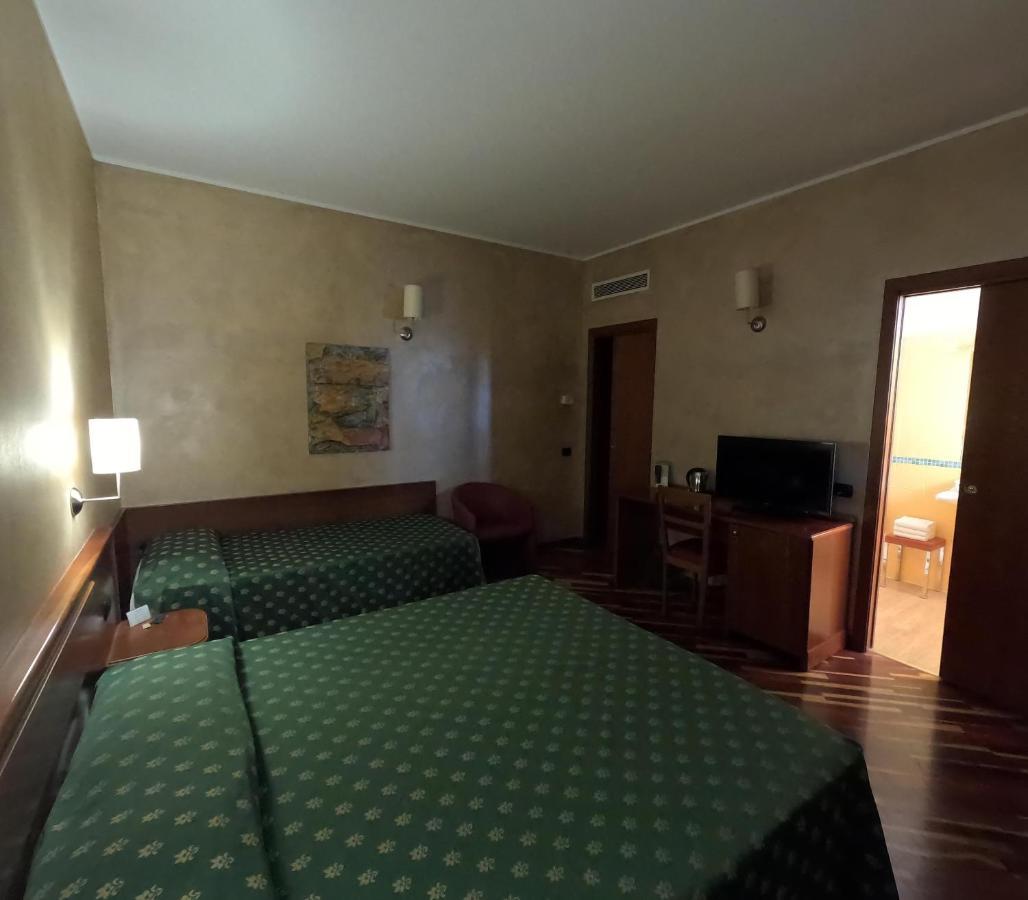 Hotel Air Bag Lodi Exterior foto